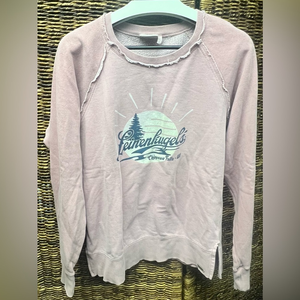 Leinenkugels- Techstyles-‎ Womens Large, Lightweight sweatshirt, Mauve